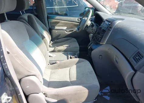 2009 Toyota Sienna Le z USA, uszkodzony, nr VIN 5TDZK23C59S264280